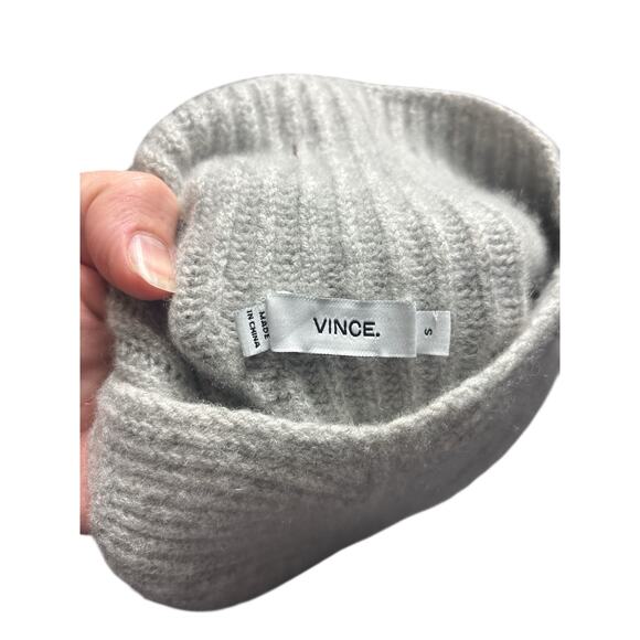 Vince Chevron Wool Cashmere Turtleneck Sweater
Gray S/P - Picture 6 of 6
